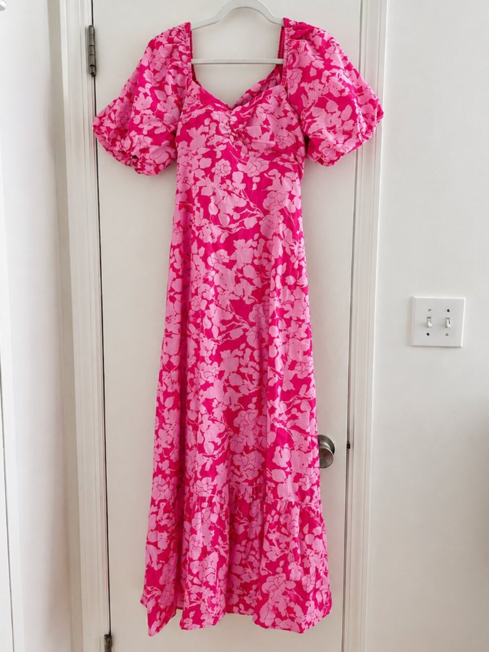 Like New- Free The Roses Floral Maxi Dress- Size Medium - Picture 5 of 6